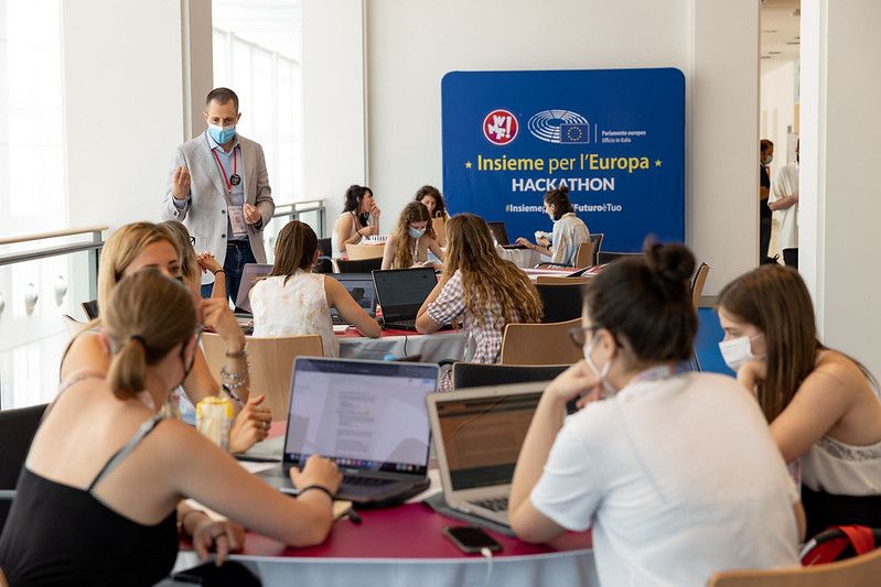 WMF2021 - Hackathon Parlamento Europeo