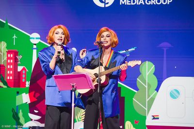 Show & Entertainment