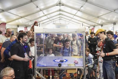 Pilota un Robot nella Battle Arena